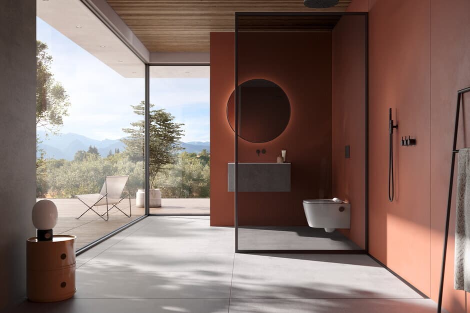 bagno con doccia accessibile e canalina doccia filo pavimento