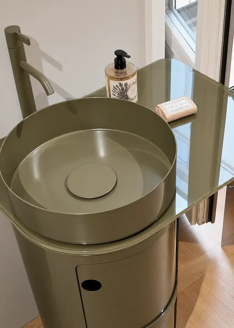 lavabo verde militare in acciaio verniciato