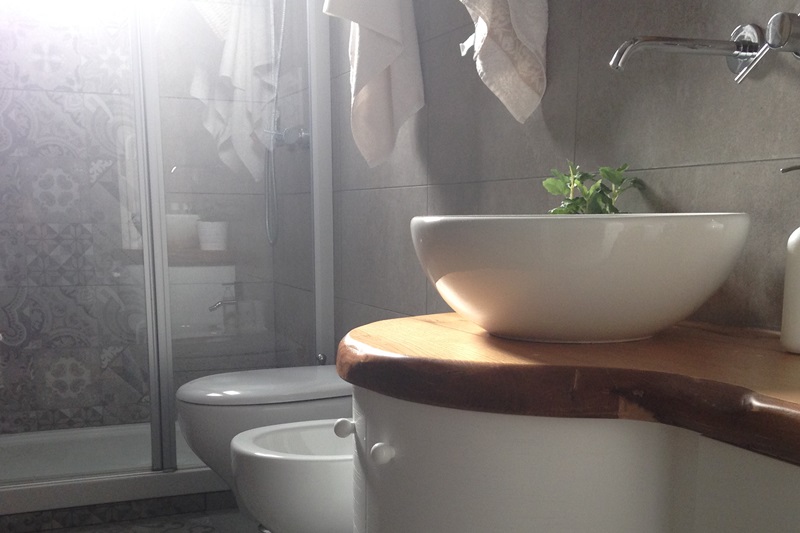 Quanto costa rifare un bagno Costo idraulico rifacimento bagno
