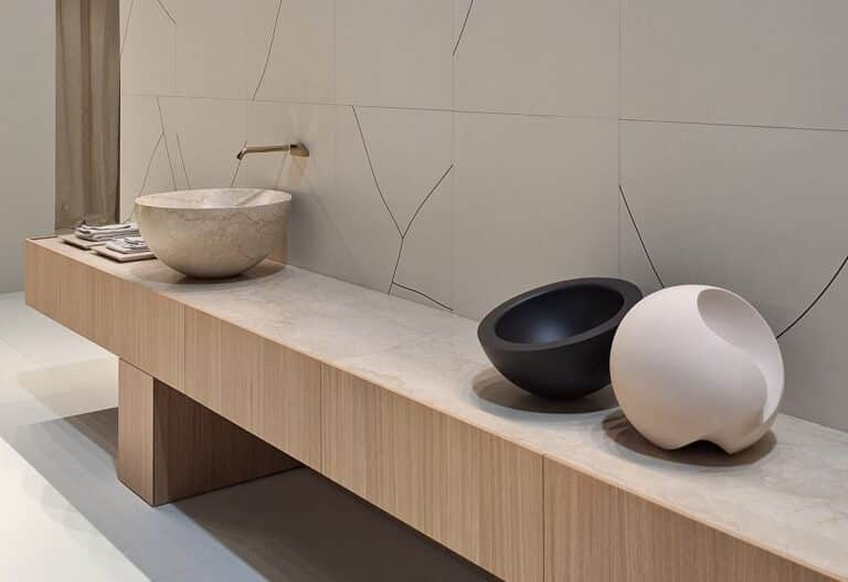 foto stand antoniolupi al salone del mobile 2026 lavabo in marmo